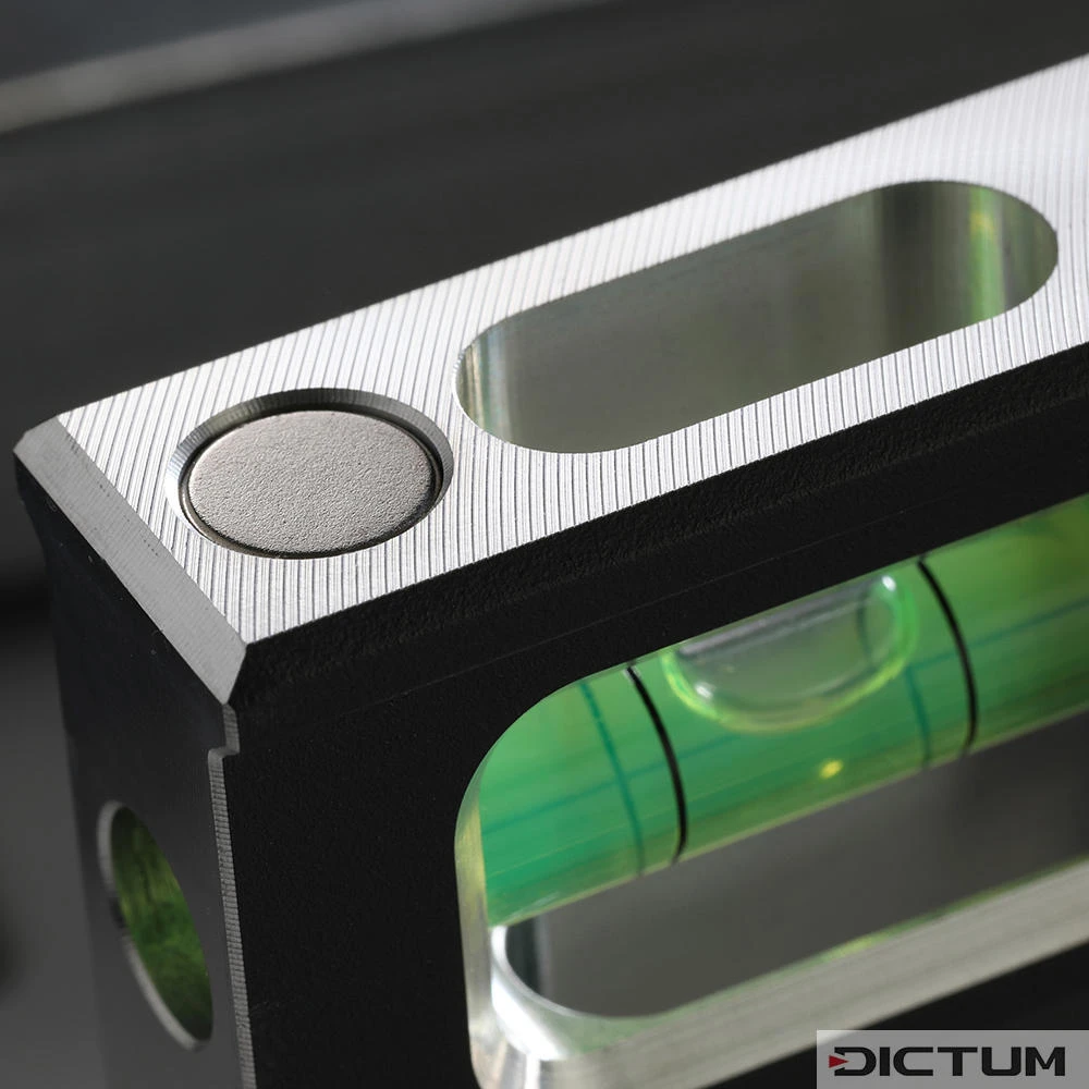 Niveau à Bulle Magnétique ToughBuilt Torpedo, 23 Cm -Outils Serie Boutique 714735 03 P WE 8 ToughBuilt Torpedo Wasserwaage magnetisch 23 cm WZ jpg