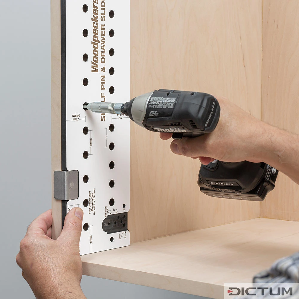 Gabarit De Perçage En Ligne Woodpeckers, Avec Foret Auto-centreur P. Charnières -Outils Serie Boutique 718509 01 A WE 8 Woodpeckers Lochreihenschablone inkl selbstzentrierendem Scharnierbohrer WZ jpg